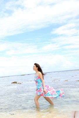 Chiei Hiratsuka First Photobook “Birth” (89P)