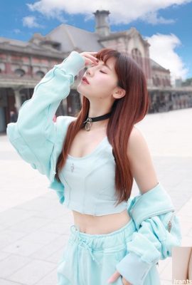 The picture of the big breasted cute girl “Yu Xiaowen” with deep V cleavage is too tempting! Take you back to the moment of first love! It melted immediately after watching it!