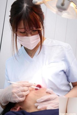 (Douga) A dental assistant who pushes Icup huge breasts against her face Secretly soothing breast service & sex… (30P)