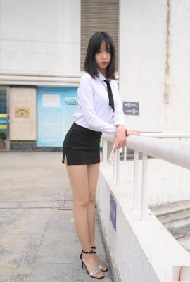 [Internet collection]Cheng Sheng Street Shooting Mall sells beautiful women with long legs and shredded pork uniforms 1[100P]