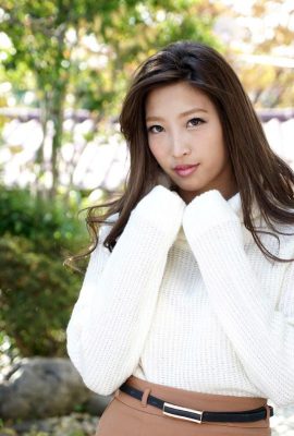 (Emiri Momota) Japanese cute girl friend pleasant agreement (60P)