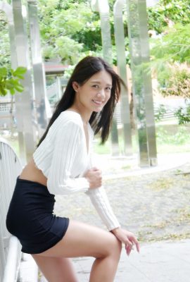 (Internet collection) Taiwanese girl with beautiful legs-Cynthia Ming Xixi long-legged beauty outdoor shooting (1) (116P)