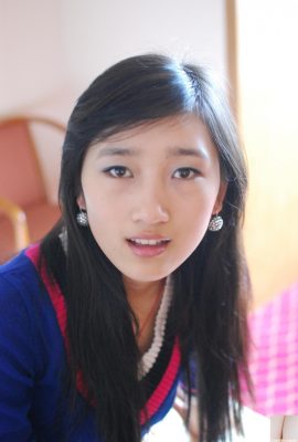 (Network Gallery) Amateur shoots cute school girl Dong Xiumei (139P)