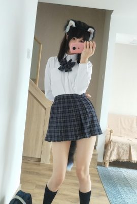 Coser@NAGISA Mamono – Cute Transfer Student (26P)