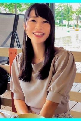 Ayame-chan (23) Amateur Hoi Hoi Erotic Kyun Amateur Beautiful Girl Neat and Beautiful Breasts Black Hair Fair Skin (35P)