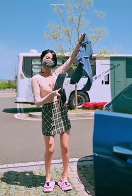 Korean model Jena.sis – video collection (parking lot in scenic area) (95P)