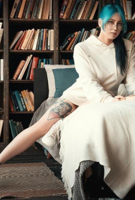 [Suicide Girls] Aug 07, 2023 – Frutella – Midnight library [42P]