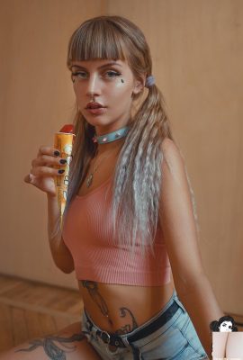 [Suicide Girls] Sep 19, 2023 – Heltyna – my sweet summer is gone [48P]