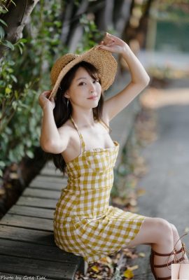 (Collected from the Internet) Taiwanese girl with beautiful legs-Ashley, a temperamental beauty, fashionable outdoor shooting (5) (104P)