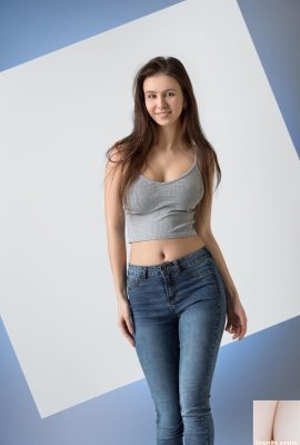 Beautiful girl with big breasts and good figure, ALISA I (16P)