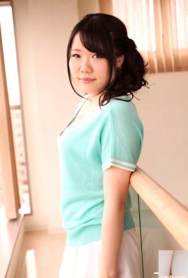 (Hitomi Serizawa) Big breasted mature woman (40P)