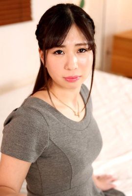 (Kana Takashima) Internal erotic beautiful breasts married woman (30P)