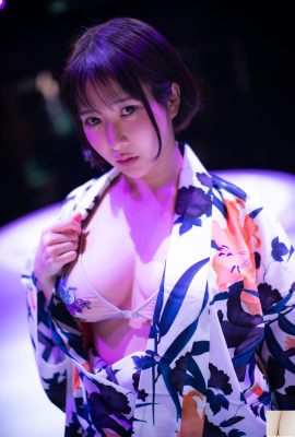 (Amamiya Rina) has a cute face and swollen breasts (65P)