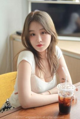 ArtGravia Korean girl model with pure face and super beautiful breasts – LeeSeol (81P)