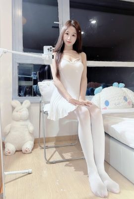 (Online collection) Welfare girl Xiao Mengzi’s “One-Character Challenge” VIP Exclusive (58P)