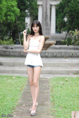 (Model photo) Taiwanese model Lola’s beautiful legs taken privately on location (32P)