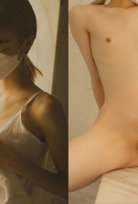 The young loli girl's “super sexy body” exposes all three points of her body and the rear view is extremely tempting (44P)