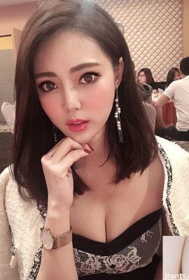 Electric Eye E's busty sweetheart “Gan Lianmei” has big breasts and waistcoat line all exposed (34P)