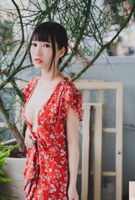Sexy little sweetheart “Ai Qing Iris” shocked the audience with her peach-shaped breasts (11P)