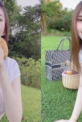 Eating bananas during a picnic on the grass? (Yi Shu Ke Gang x Wei An) The beauty of the waist-length appearance exceeded 3 million followers (64P)