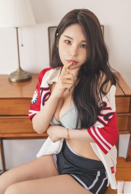 (Zzyuri) Korean pretty girl’s unscientific figure makes people fall in love in seconds (55P)