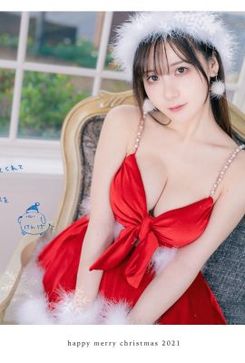 Ken (けんけん) “Christmas Girl + Black Underwear” harmlessly shows off her hot body (37P)