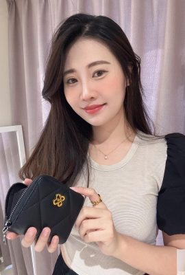 Super sweet wife “Pang Hong” has a hot figure and a smile that no one can resist (10P)