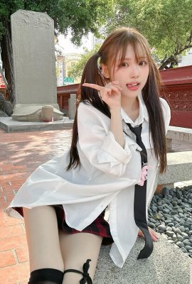 Hot girl “Zhao Tutu” shocked netizens with her plump balls under her sweet appearance (10P)