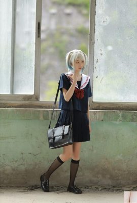 (Online collection) Welfare Girl-Goldfish kinngyo “Exploring the Abandoned Teaching Building” (47P)