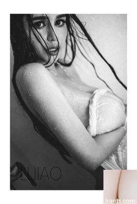 (Sexy) G-cup goddess “Su Ziling” black and white sexy big breasts sexy photo (13P)