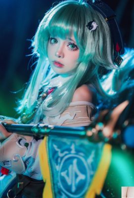 Coser Classmate 622’s mysterious and dreamy appearance and charming eyes perfectly combine fantasy and reality, which is intoxicating.