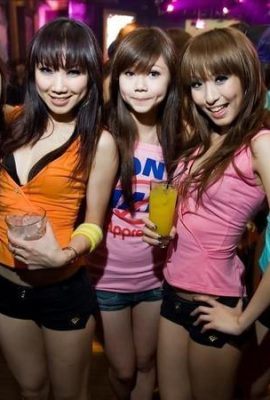 Taiwan Nightclub-Pretty Girl(15P)