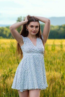 [Femjoy] Aug 17, 2024 – Julia K – In The Field [80P]