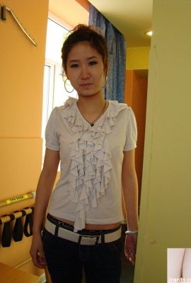 (Chinese Model Collection) Young Chinese Model Yuanyuan Bold Nude Photo Essence (64P)