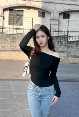 The beautiful girl wears ck underwear, netizens are amazed how someone can be so beautiful