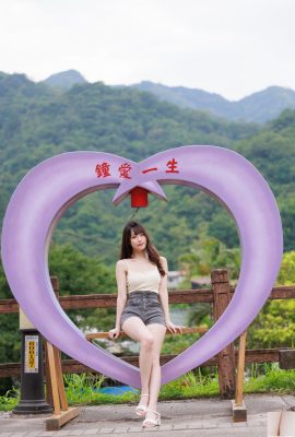 (Online collection) Taiwanese girl with beautiful legs-Zhang Weiting's beautiful outdoor photos (1) (71P)