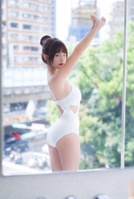 The elegant young model “Asi” has a beautiful figure and charms countless fans who cannot resist the charm (10P