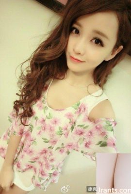 Small model with fresh temperament ~ Huang Yilin B (81P)