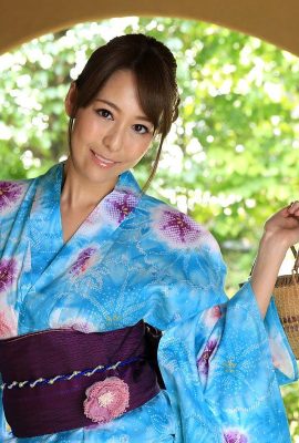 Hikaru Asagiri Yukata beauty's face distorted by anal insertion (22P)