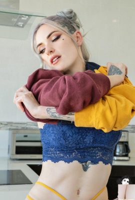 [Suicide Girls] Nov 08, 2024 – Bull – Juicy [49P]