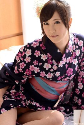 Kotone Amemiya “The hidden sexual desire of beautiful women in Japanese clothes” (31P)