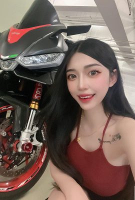 The beauty next door “Sirong Chen” has a superb figure and shows off her evil perspective (14P)