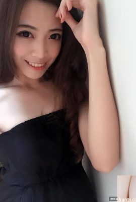 So hot! Sexy pretty girl Peng Peng’s career line makes people unable to take their eyes away (17P)