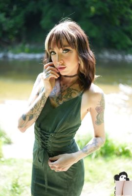 [Suicide Girls] Dec 12, 2024 – Lovesick – Forest Eyes [41P]