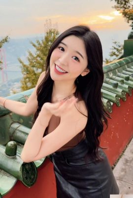 The curve of the side breast “Zhang Anqi” The devil’s figure exudes the ultimate temptation and the deep groove suddenly appears (38P)