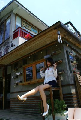 (Amateur photo) Long-legged model Wawa Pretty Outdoor Photo 2 (111P)