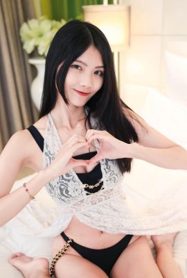 Slim waist and breasts “Yvonne Xuanxuan’er” with white and tender skin showing double ball temptation (23P)