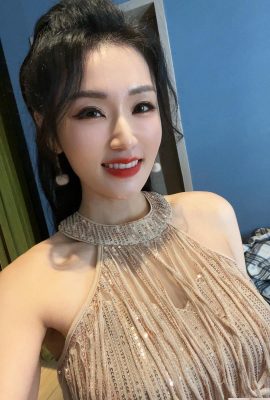 Michelle Anqin, who transformed from a tutor to a SHOWGIRL hot girl (12P)