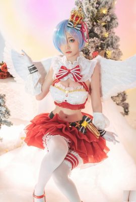 Miao Xiaoji “Re: Christmas from Scratch” (31P)