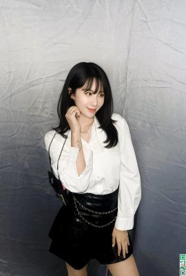 The eye-catching picture is unlimited and “Xia Qing” has a stunning figure! (20P)